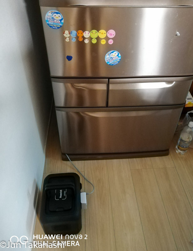 冷蔵庫とポータブル電源の位置関係